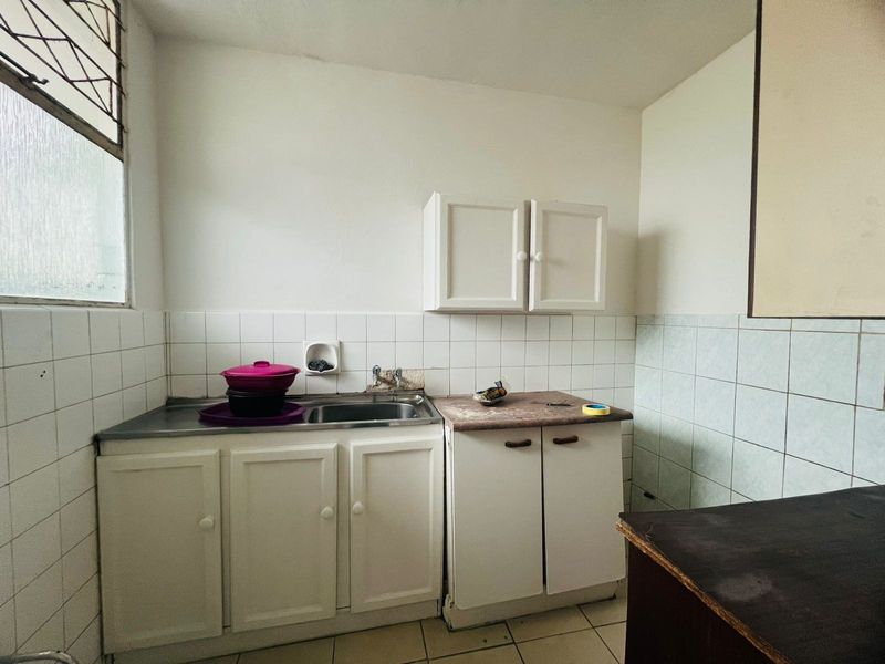 Apartment For Sale In Durban - Photo 4