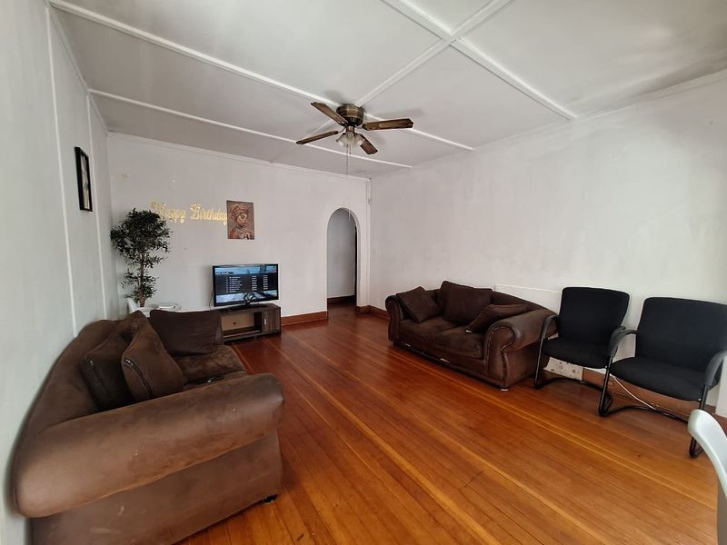 House For Sale In Johannesburg - Photo 5