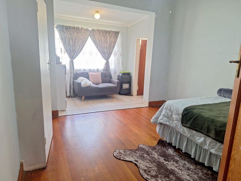 House For Sale In Johannesburg - Photo 10