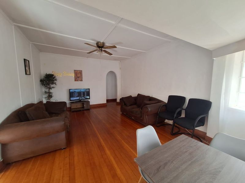 House For Sale In Johannesburg - Photo 4