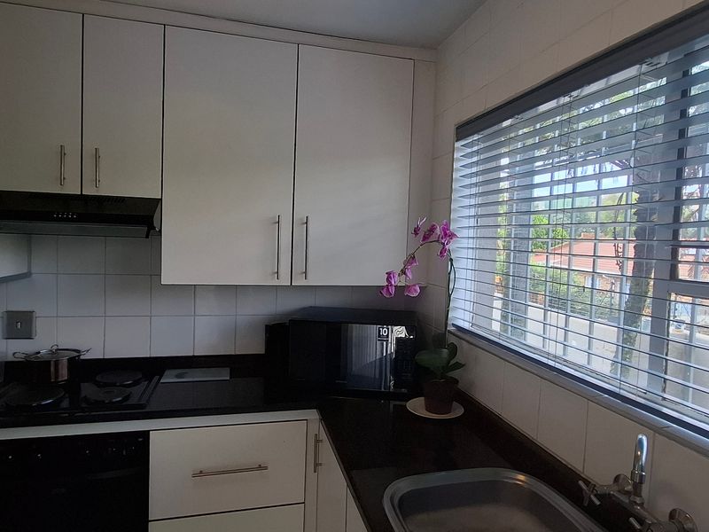 Townhouse For Sale In Roodepoort - Photo 7