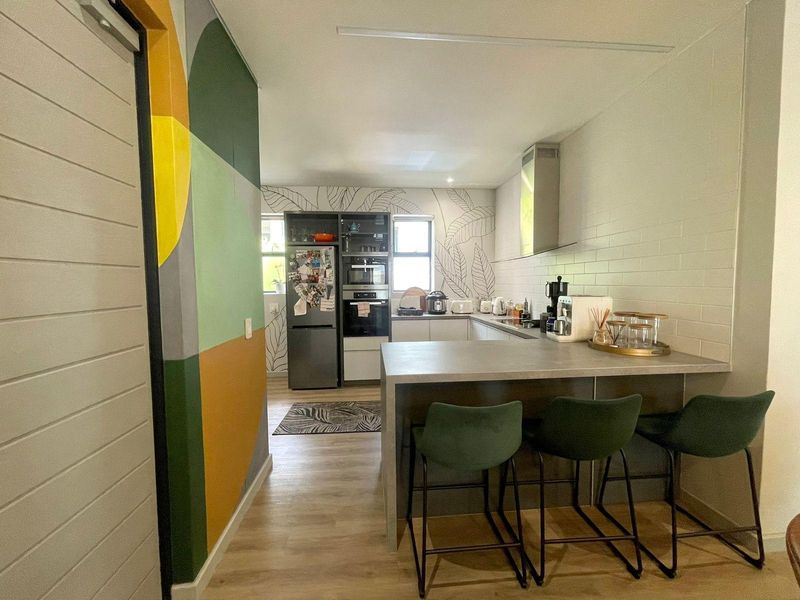 Apartment Rental Monthly In Pretoria - Photo 3