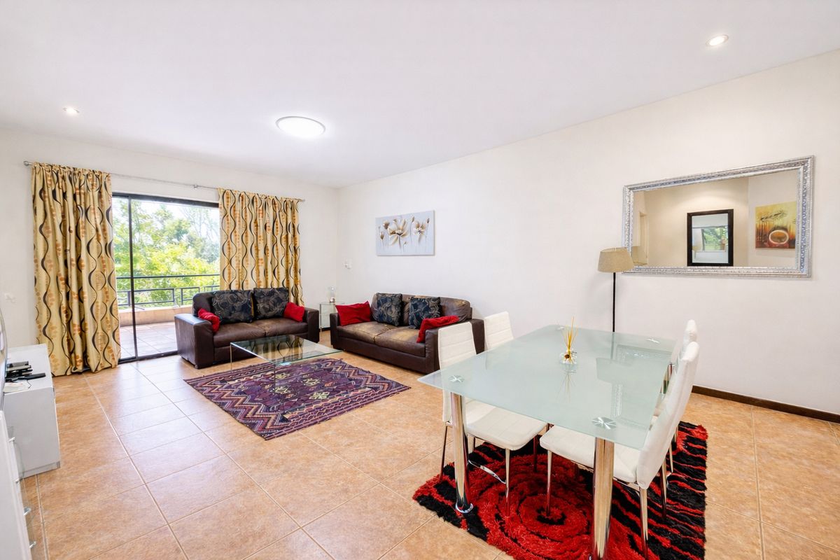 Apartment Rental Monthly In Sandton - Photo 3