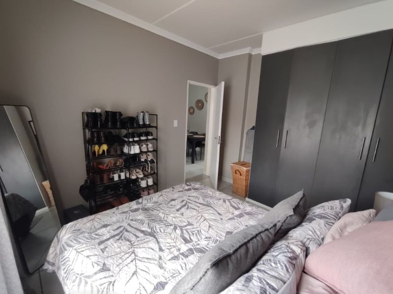 Apartment For Sale In Benoni - Photo 6