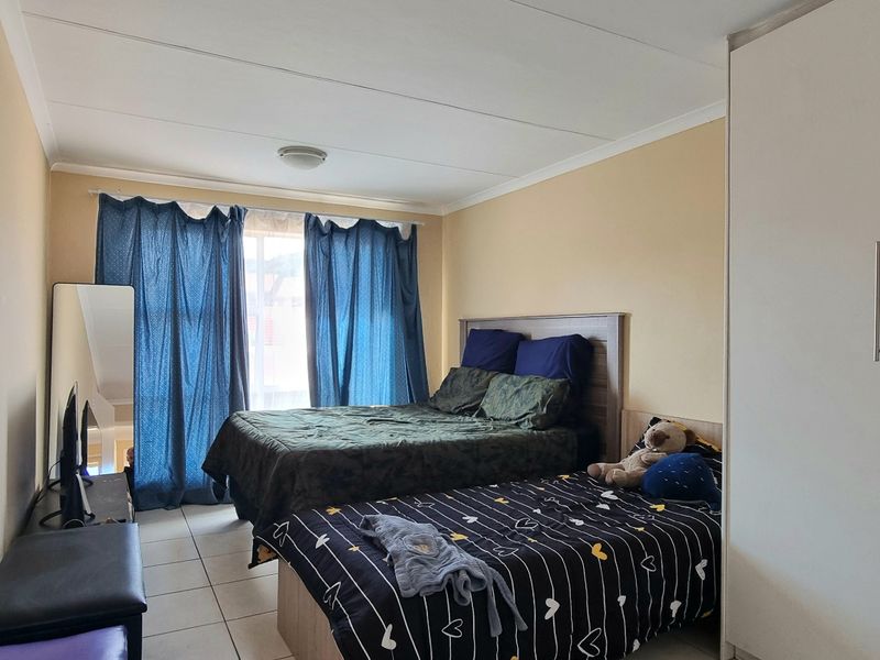 Apartment For Sale In Johannesburg - Photo 10