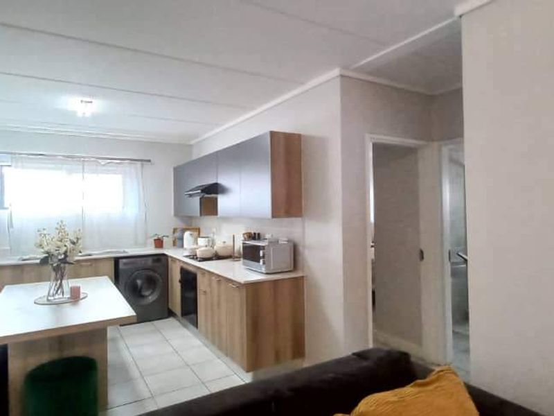 Apartment For Sale In Pretoria - Photo 10
