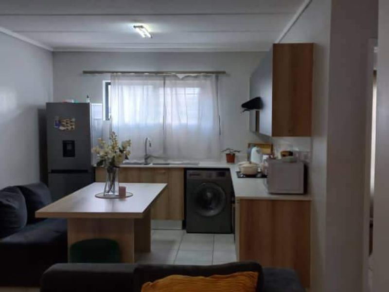 Apartment For Sale In Pretoria - Photo 9