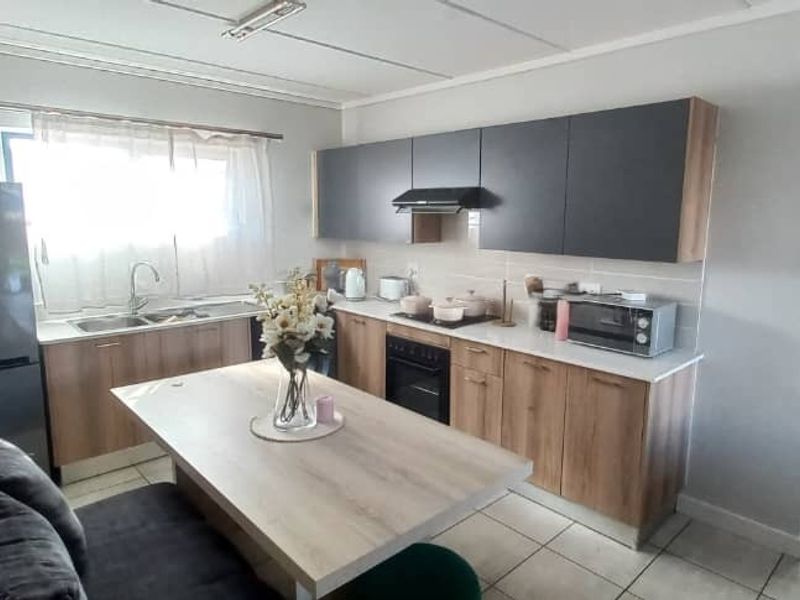 Apartment For Sale In Pretoria - Photo 8