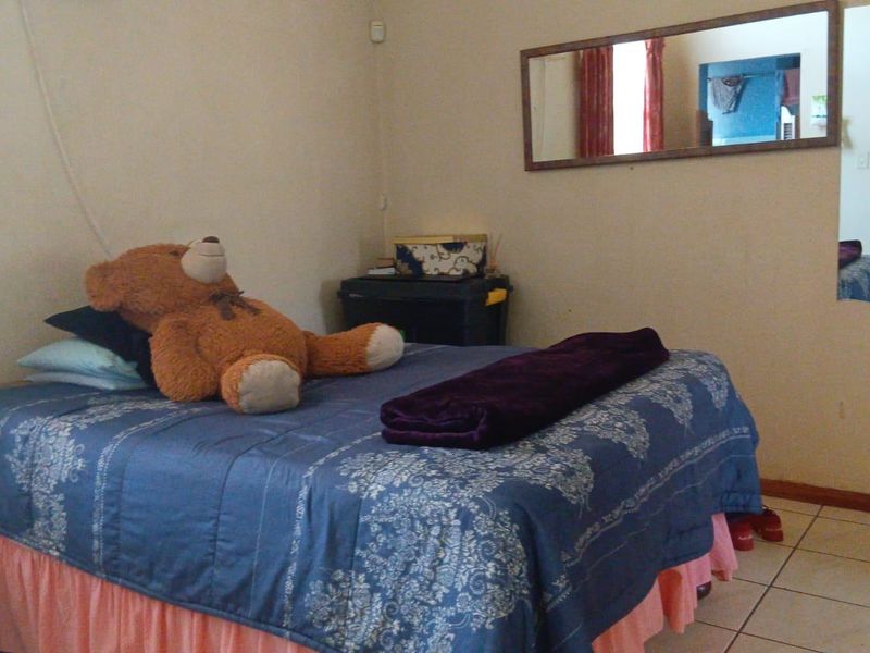 House For Sale In Akasia - Photo 5