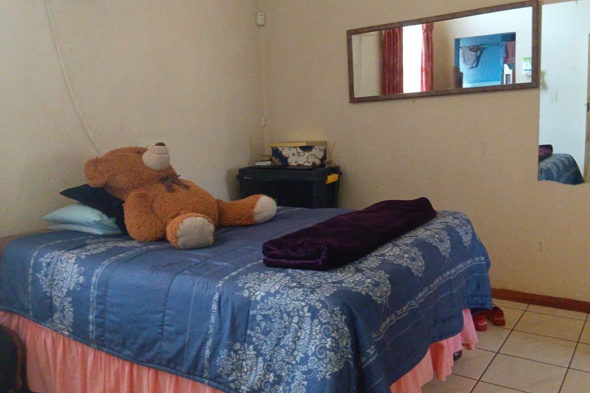 House For Sale In Akasia - Photo 5