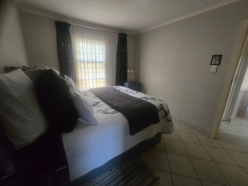 House For Sale In Pretoria - Photo 5