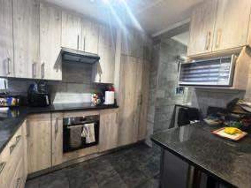 Apartment Rental Monthly In Centurion - Photo 4