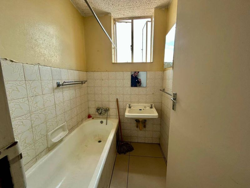 Apartment For Sale In Pretoria - Photo 7