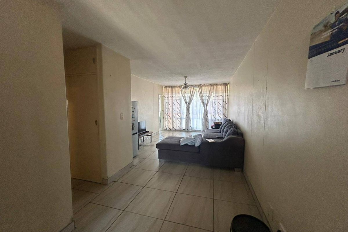 Apartment For Sale In Pretoria - Photo 5