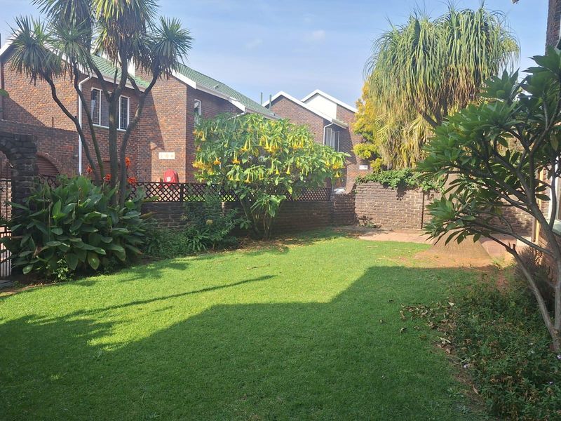 Townhouse For Sale In Kempton Park - Photo 7