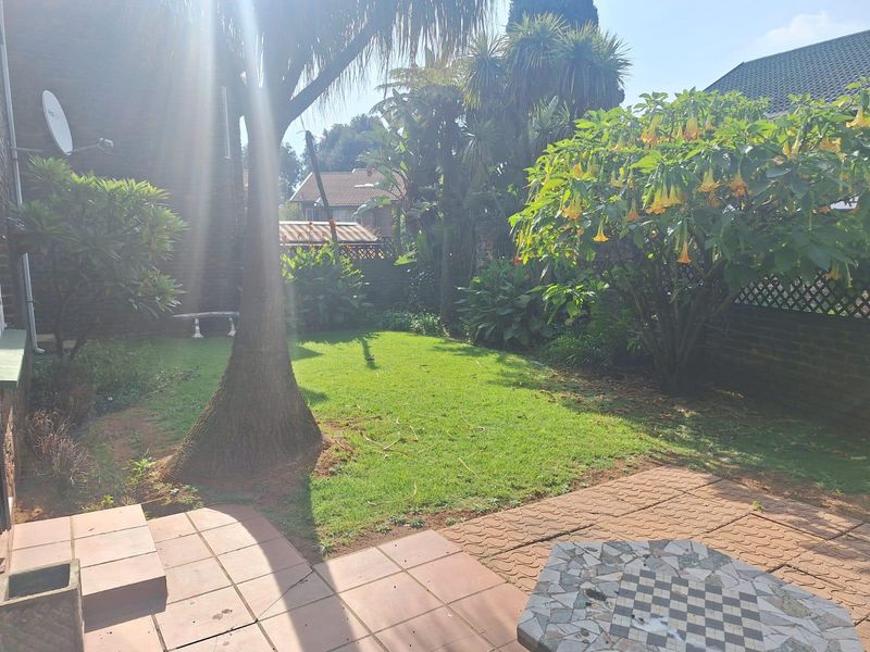 Townhouse For Sale In Kempton Park - Photo 6