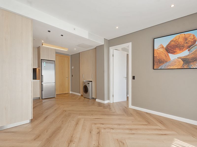 Apartment Rental Monthly In Sandton - Photo 6