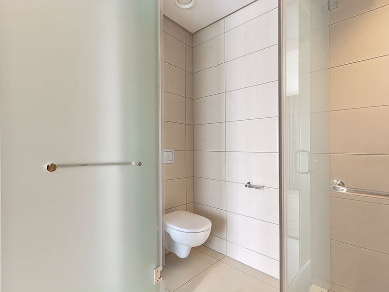 Apartment Rental Monthly In Sandton - Photo 10