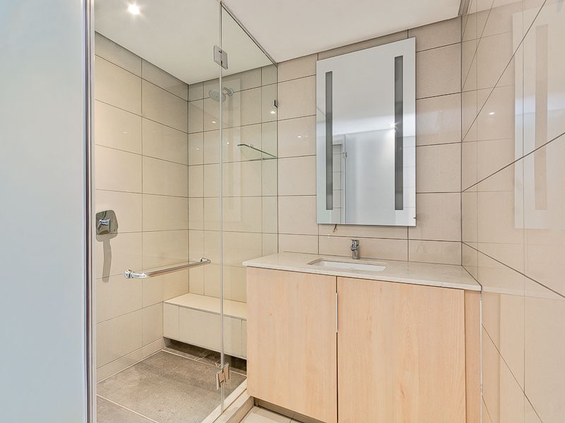 Apartment Rental Monthly In Sandton - Photo 9