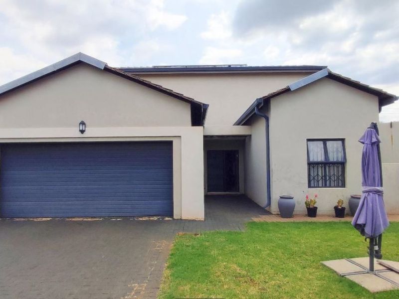 House For Sale In Centurion - Photo 1