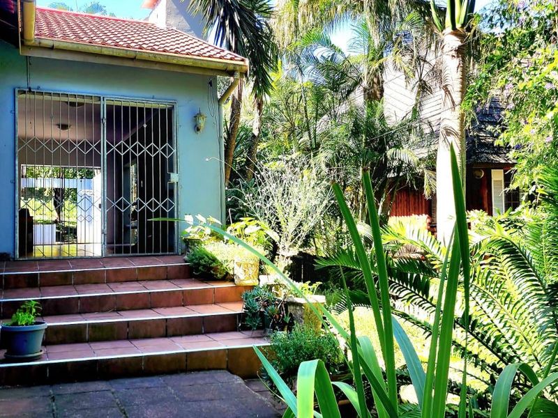 House For Sale In Port Edward - Photo 1