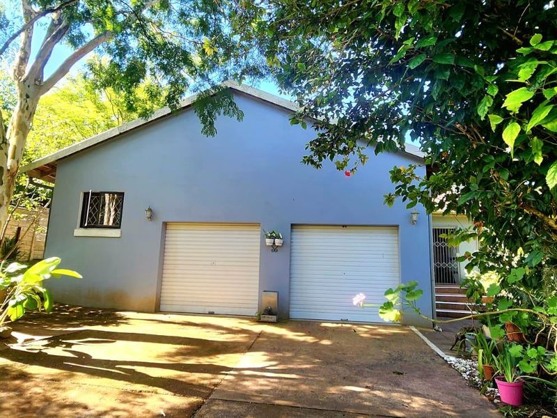House For Sale In Port Edward - Photo 2