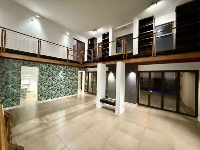 House For Sale In Bloemfontein - Photo 3