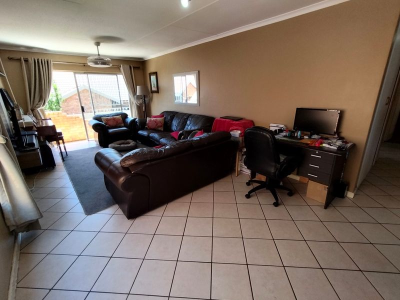 Townhouse Sold In Centurion - Photo 8
