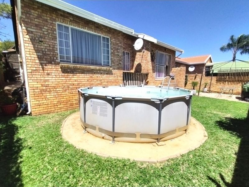 Townhouse Sold In Centurion - Photo 2