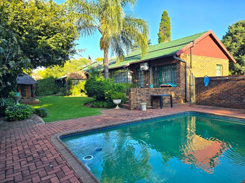 House For Sale In Middelburg - Photo 2