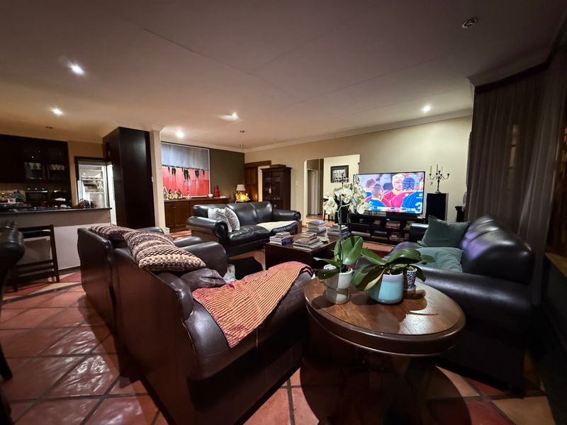 House For Sale In Bloemfontein - Photo 4