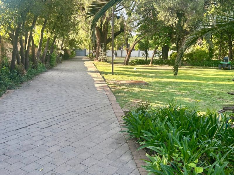 House Pending Sale In Vereeniging - Photo 3