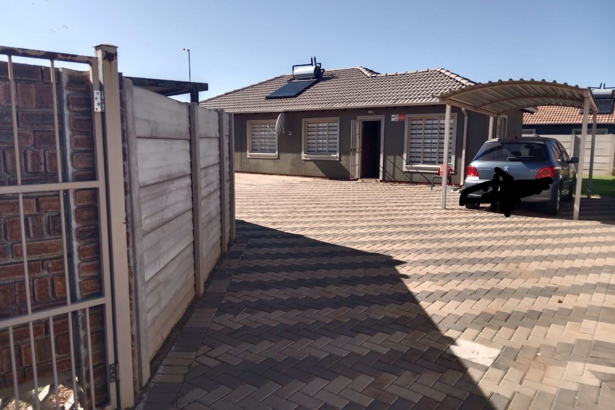 House For Sale In Alberton - Photo 3
