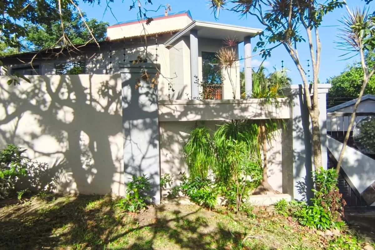 House For Sale In Southbroom - Photo 2