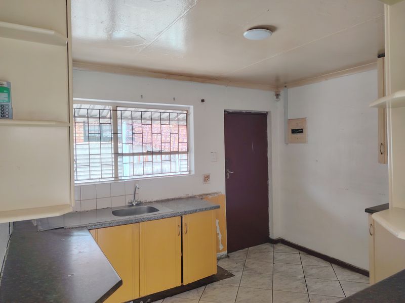 House Sold In Nigel - Photo 5