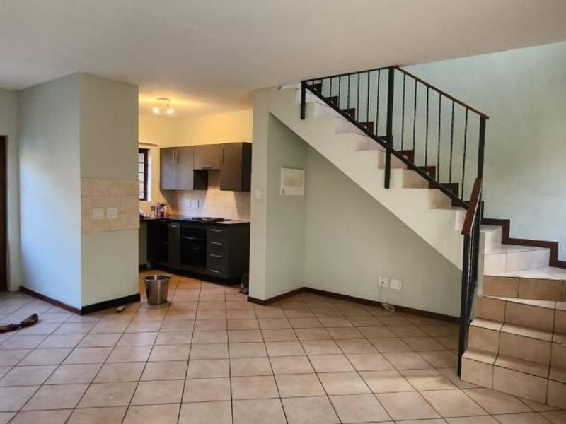 Townhouse For Sale In Midrand - Photo 4