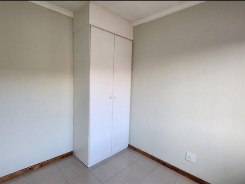 Townhouse For Sale In Midrand - Photo 7