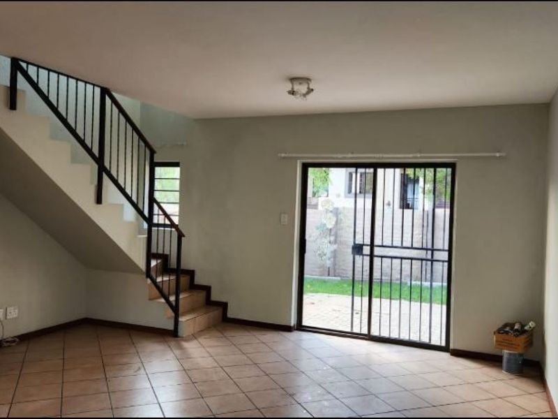 Townhouse For Sale In Midrand - Photo 5