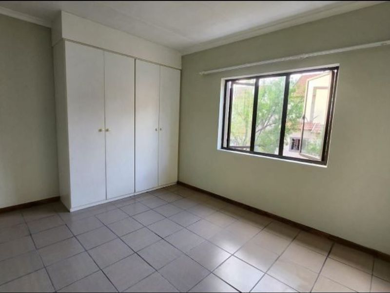 Townhouse For Sale In Midrand - Photo 10