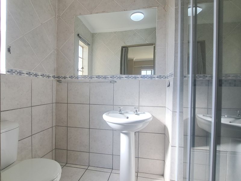 Townhouse For Sale In Midrand - Photo 8