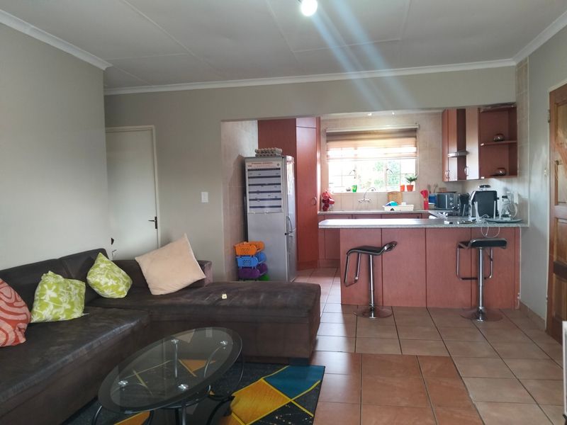 Townhouse For Sale In Midrand - Photo 8