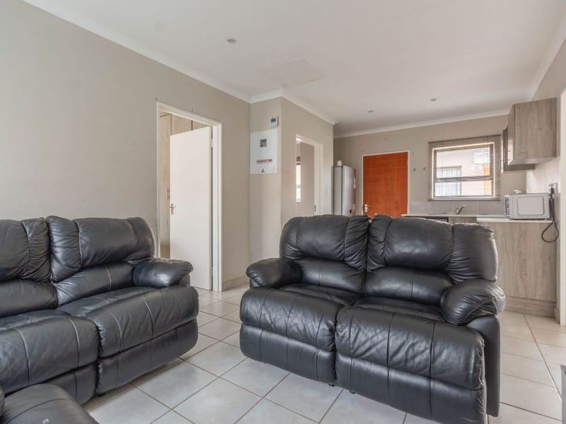 Townhouse For Sale In Boksburg - Photo 9