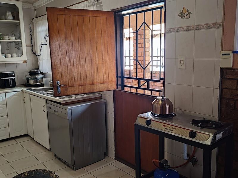 House For Sale In Boksburg - Photo 7