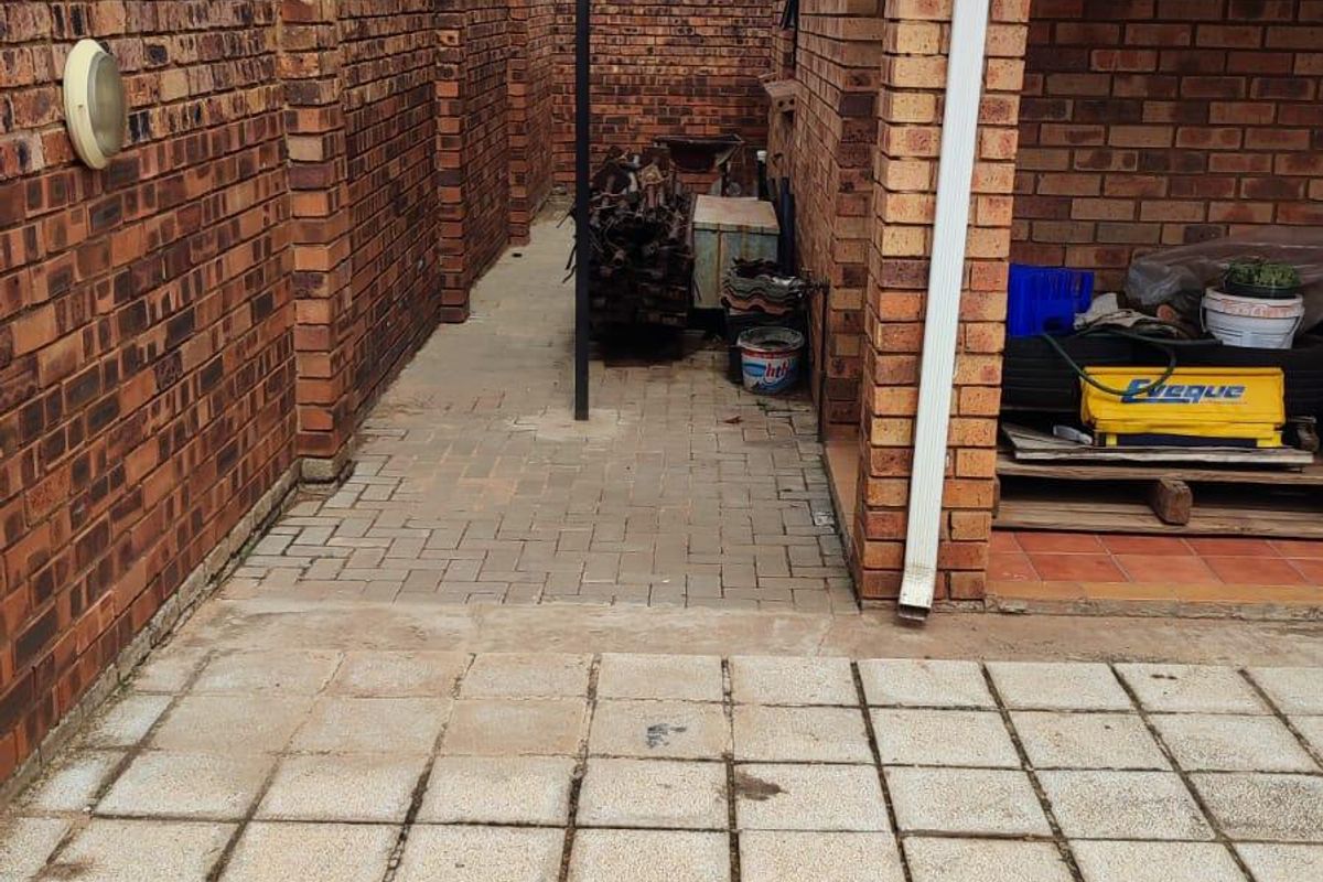 House For Sale In Boksburg - Photo 4