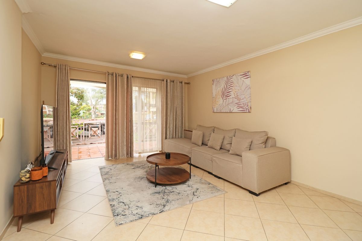 Townhouse For Sale In Johannesburg - Photo 2