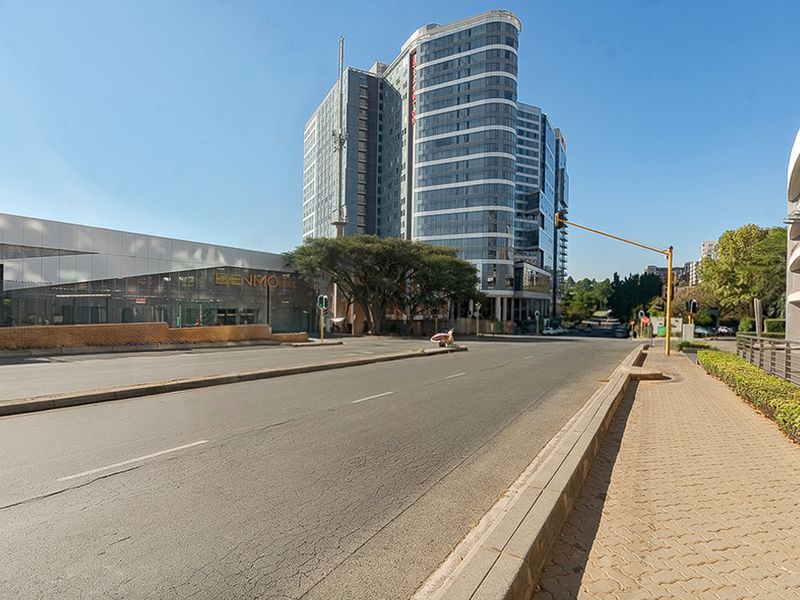 Apartment Rental Monthly In Sandton - Photo 1