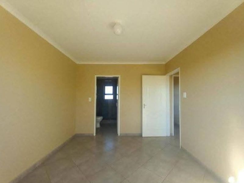 House For Sale In Boksburg - Photo 2