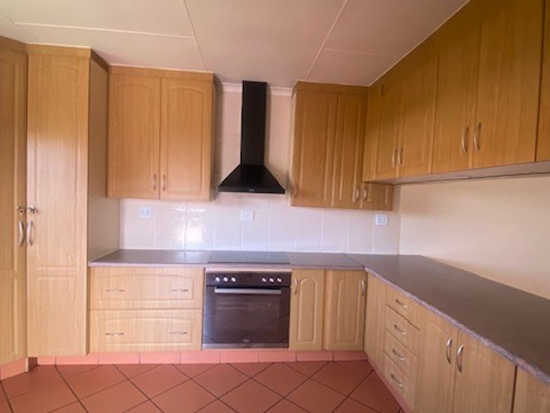 Cluster For Sale In Brakpan - Photo 4