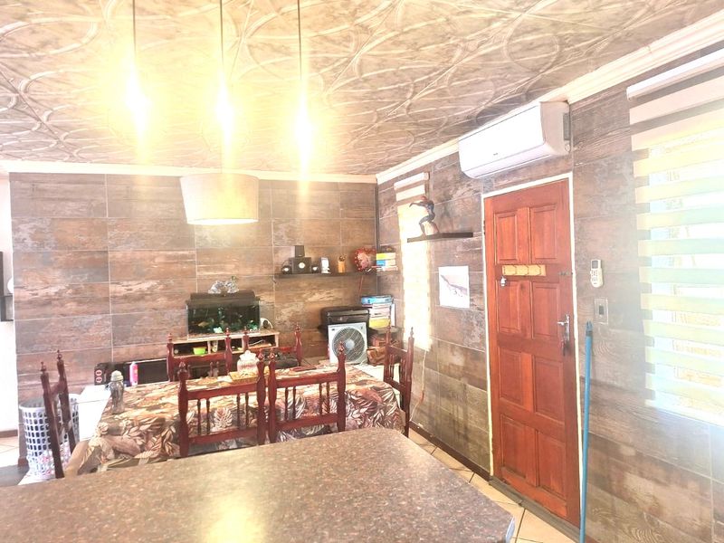 Townhouse For Sale In Midrand - Photo 8