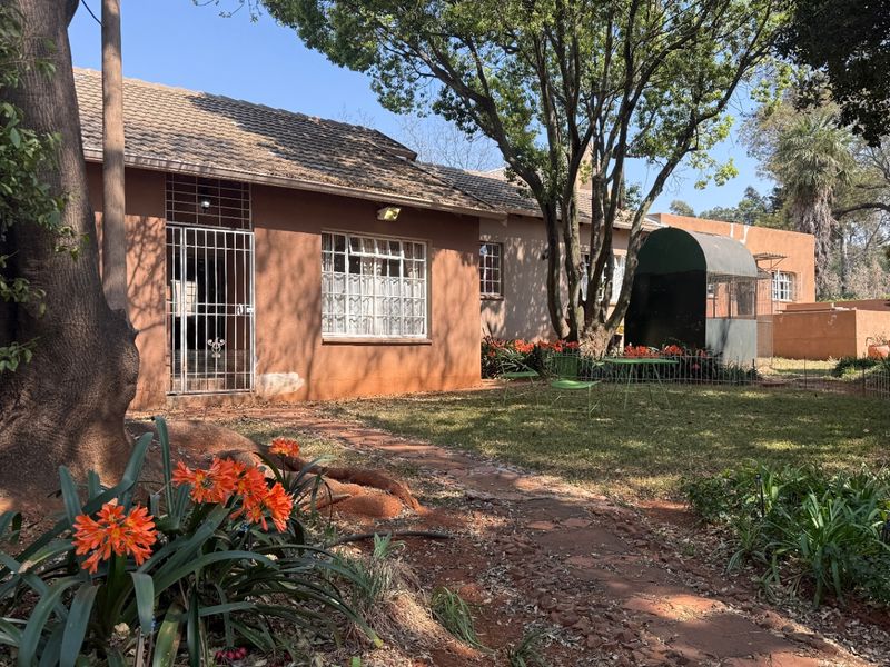 House For Sale In Walkerville - Photo 2